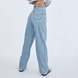 Levi’s High Loose Jeans